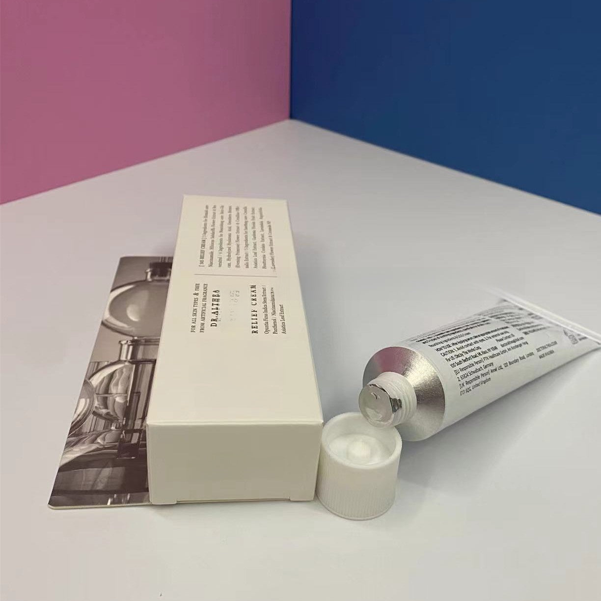 Moisturizing, hydrating, repairing and antioxidant face cream